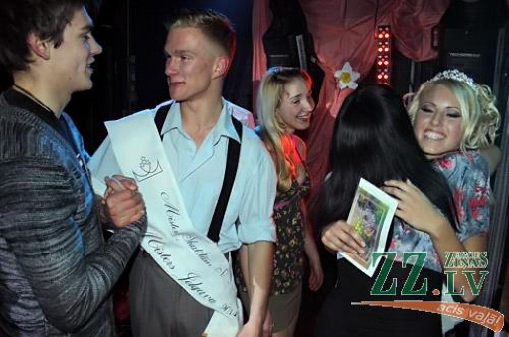 14.janvārī kronēti «Mis un Misters Jelgava 2011» - Līga Vosele un Juris Leonovičs.