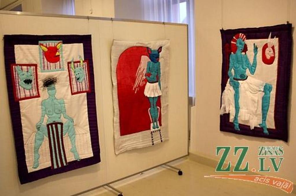 Zvaigznes dienā Ģ.Eliasa muzejā atvērtā izstāde veltīta Latvijas Mākslas akadēmijas Tekstilmākslas katedras 50 gadu jubilejai, un to sagatavojuši Latvijas Tekstilmākslas asociācijas dalībnieki. Jelgavā redzam daļu no darbiem, kas bija...