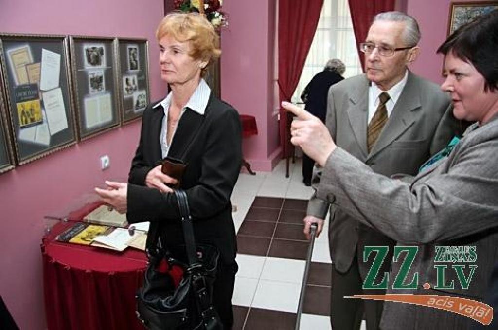 Fridrihs Vesmanis un Kristaps Eliass ir divi no desmit jelgavniekiem, kuri no 1922. līdz 1934. gadam bijuši ievēlēti Latvijas Republikas Saeimā. Viņiem veltītu izstādi atklāja Jelgavas muzejā.
Vēsturniece Aija Kalnciema atzina, ka...