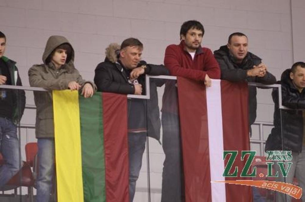 Piektdienas vakarā ar priekšsacīkstēm sākās Jelgavas atklātais čempionāts boksā, kas atšķirībā no vairākiem iepriekšējiem gadiem nu kļuvis par starptautiskām sacensībām – Zemgales Olimpiskā centra ringā devās bokseri no Čehijas, Igaunijas,...