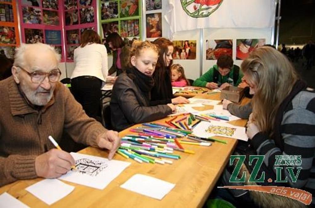 Kā ierasts ziemas un pavasara mijā, četras dienas – no 1. līdz 4. martam – Ķīpsalā notiek starptautiskā «Latvijas grāmatu izstāde 2012». Zinātāji saskaitījuši, ka jau piecpadsmitā, kurā daudzveidīgu grāmatu klāstu piedāvā Latvijas...