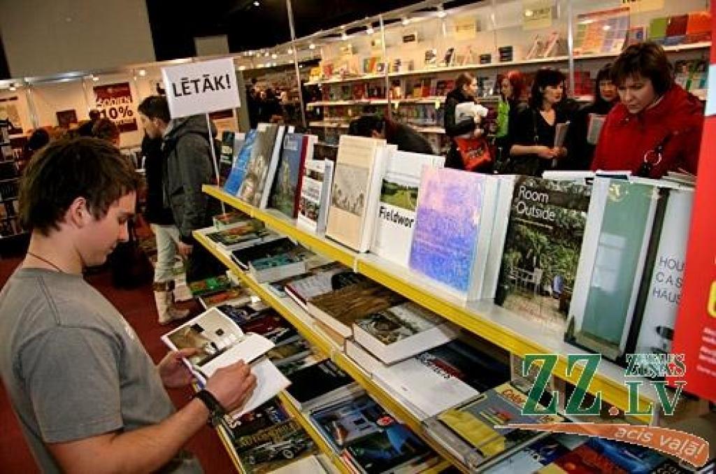 Kā ierasts ziemas un pavasara mijā, četras dienas – no 1. līdz 4. martam – Ķīpsalā notiek starptautiskā «Latvijas grāmatu izstāde 2012». Zinātāji saskaitījuši, ka jau piecpadsmitā, kurā daudzveidīgu grāmatu klāstu piedāvā Latvijas...