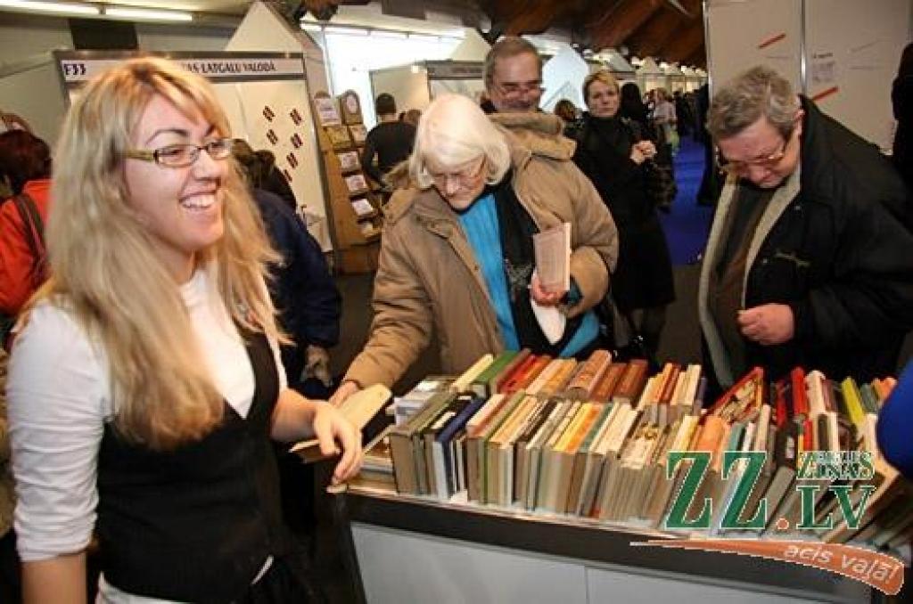 Kā ierasts ziemas un pavasara mijā, četras dienas – no 1. līdz 4. martam – Ķīpsalā notiek starptautiskā «Latvijas grāmatu izstāde 2012». Zinātāji saskaitījuši, ka jau piecpadsmitā, kurā daudzveidīgu grāmatu klāstu piedāvā Latvijas...
