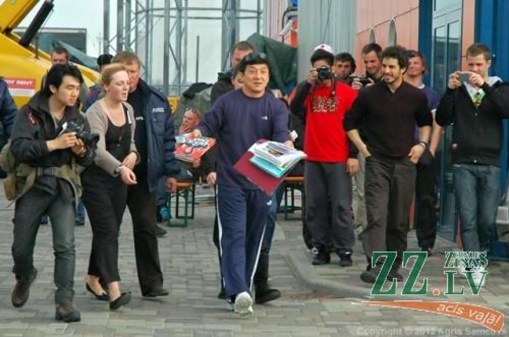 No 18. aprīļa līdz 2.maijam Jelgavā tiek darbināts vēja tunelis, kur šajā laikā notiek Džekija Čana jaunākās filmas epizožu uzņemšana.
Pašvaldība saņēmusi SIA «Gaisa sporta sertifikācijas centra» iesniegumu ar lūgumu saskaņot vēja tuneļa...