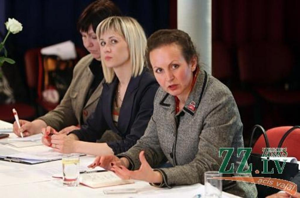 Sociālās garantijas, regulāras apmācības, labi darba apstākļi – šos kā galvenos darba ņēmēju atzinības iemeslus min siltumapgādes uzņēmums «Fortum Jelgava», ko Latvijas Darba devēju konfederācija trešo gadu pēc kārtas atzinusi par labāko...