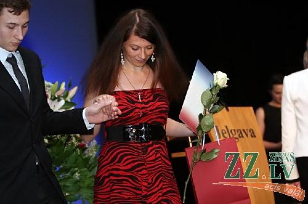 Tuvojoties mācību gada noslēgumam, Pilsētas svētku laikā tradicionāli tiek godināti Jelgavas vispārējo un profesionālo izglītības iestāžu audzēkņi, kuri Zemgales un Latvijas līmenī spējuši sevi teicami apliecināt mācību olimpiādēs,...