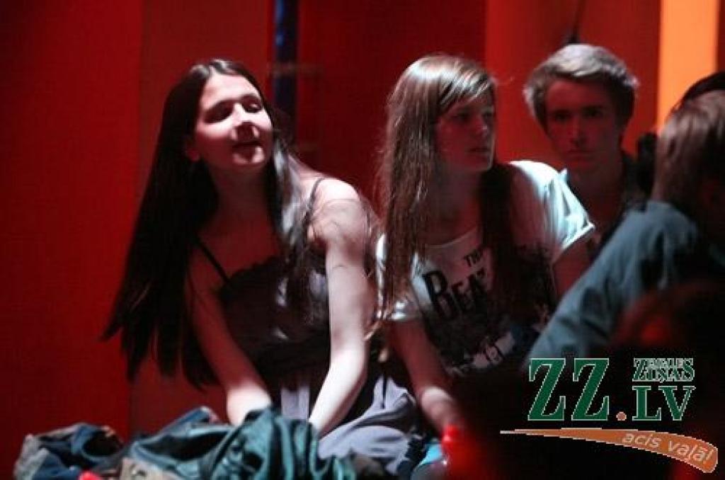 19.jūnijā Bērnu un jauniešu mūzikas kluba (BJMK) Rokskolas audzēkņi klātesošus priecēja ar koncertu, kas viņiem bija arī kā eksāmens, kurā vajadzēja parādīt mācību gada laikā iegūtās zināšanas un prasmes.
«Jaunajiem mūziķiem šis bija...