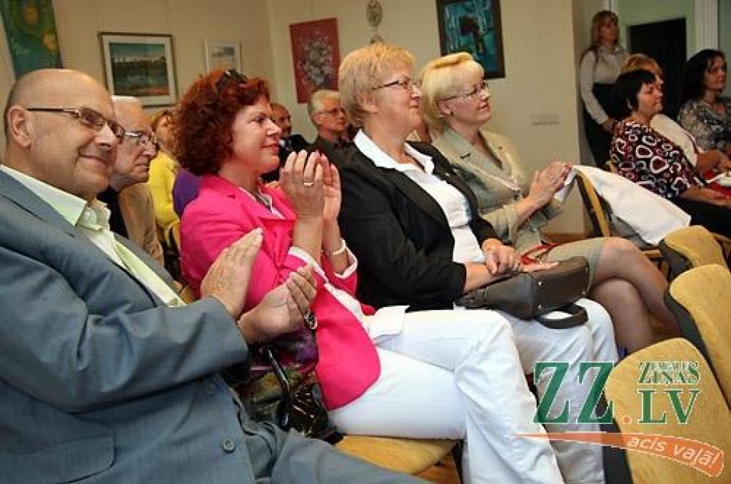 Labdarības akcijā «Impulss» 29.augustā Sabiedrības integrācijas pārvaldē notika labdarības koncerts vectētiņa, kurš viens audzina četrus nepilngadīgus bērnus, atbalstam. Koncertā, kurā uzstājās ģimenes duets Rūta un Ira Dūdumas, grupa...