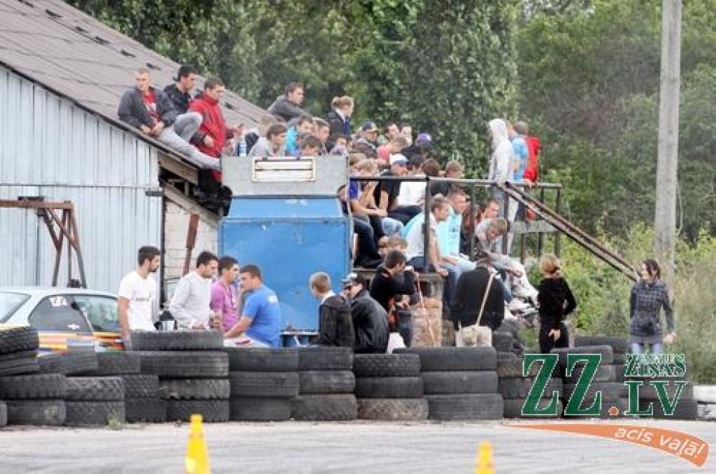 19.augustā Sporta un atpūtas komplekss «Rullītis» pulcēja krietnu skaitu auto sporta piekritēju. Dalībniekiem bija iespējams pārbaudīt un pierādīt savas auto vadīšanas prasmes un savu spēkratu ātrumu, bet skatītājiem – baudīt adrenalīnu un...
