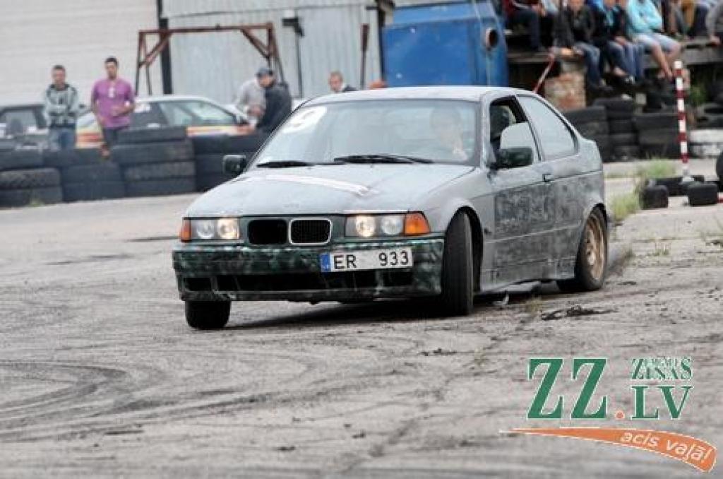 19.augustā Sporta un atpūtas komplekss «Rullītis» pulcēja krietnu skaitu auto sporta piekritēju. Dalībniekiem bija iespējams pārbaudīt un pierādīt savas auto vadīšanas prasmes un savu spēkratu ātrumu, bet skatītājiem – baudīt adrenalīnu un...