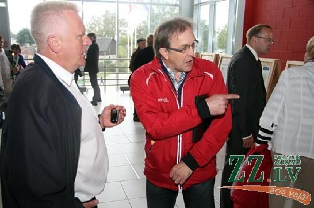 Olimpiskajā dienā Zemgales Olimpiskā centra telpās atklāta informatīva izstāde «Jelgavas sportisti vakar un šodien» – par mūsu pilsētas labākajiem sportistiem dažādos laika posmos un viņu augstvērtīgajiem rezultātiem, piemēram, Jāni Lūsi,...
