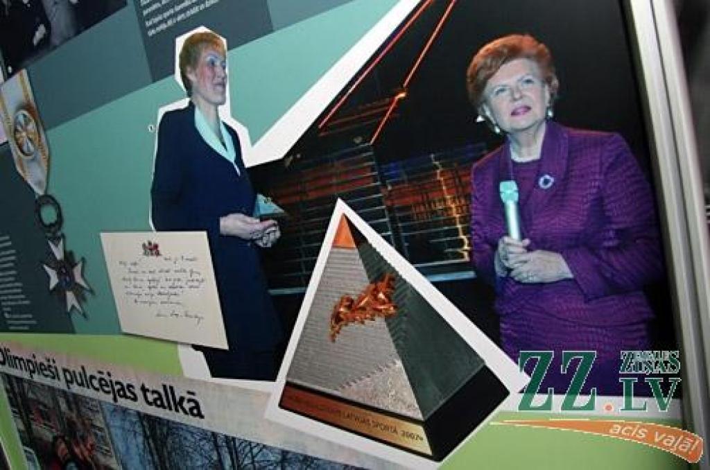 Olimpiskajā dienā Zemgales Olimpiskā centra telpās atklāta informatīva izstāde «Jelgavas sportisti vakar un šodien» – par mūsu pilsētas labākajiem sportistiem dažādos laika posmos un viņu augstvērtīgajiem rezultātiem, piemēram, Jāni Lūsi,...