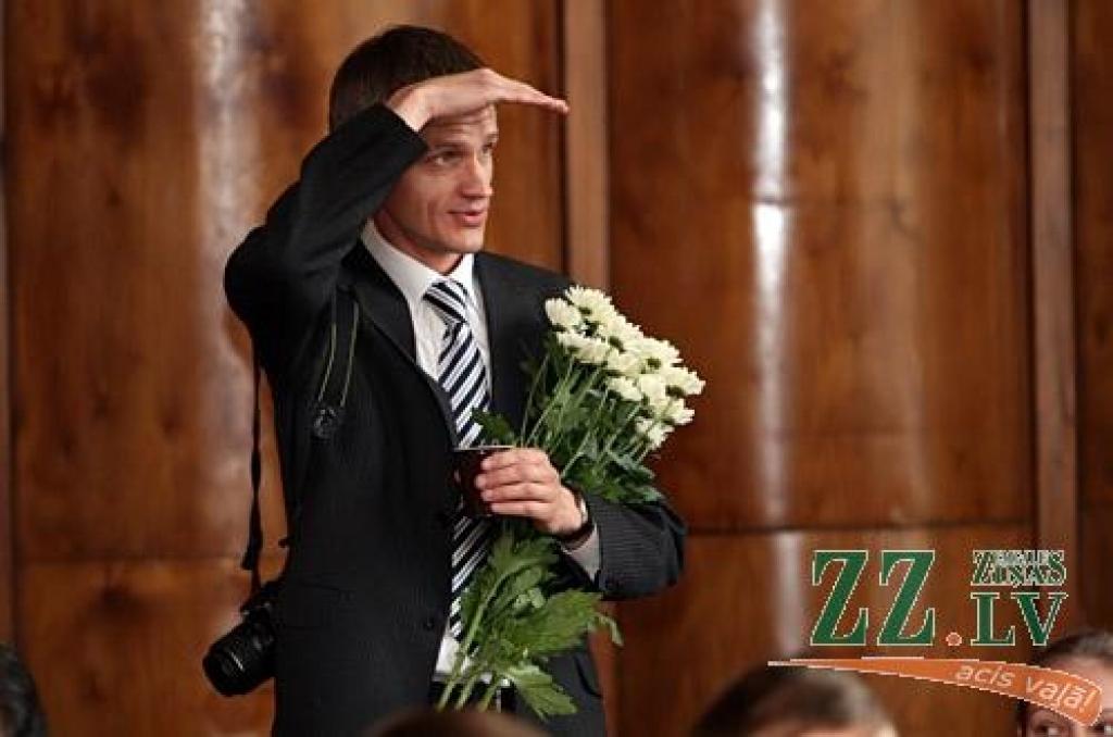 Šogad Jelgavas vidējās un profesionālās izglītības iestādēs mācīsies ap astoņiem tūkstošiem audzēkņu, liecina pašvaldības apkopotā informācija.
Skolēnu skaits 2012./2013.mācību gadā precīzi būs zināms 5.septembrī, noskaidroja zz.lv, taču...
Autors: Agris Samcovs