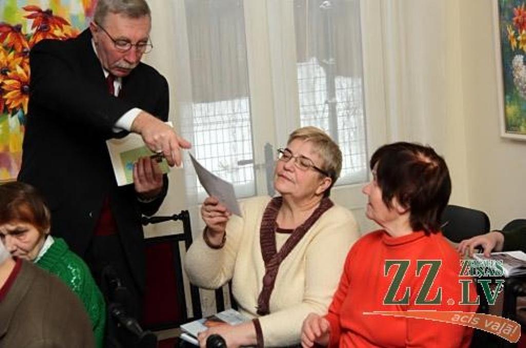 Noslēdzot savu 80.dzīves un 60.skatuves jubilejas gadu, 19.decembrī Ādolfa Alunāna memoriālajā muzejā ar jelgavniekiem tikās Nacionālā teātra un kino aktrise Baiba Indriksone.
Līdzīgi kā februārī notikušajai jubilejai veltītajā radošajā...