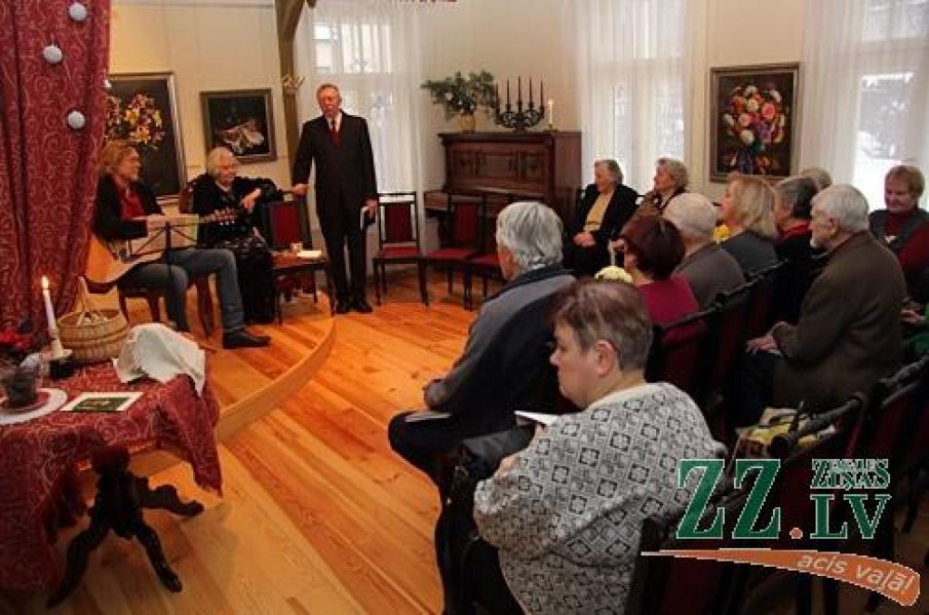 Noslēdzot savu 80.dzīves un 60.skatuves jubilejas gadu, 19.decembrī Ādolfa Alunāna memoriālajā muzejā ar jelgavniekiem tikās Nacionālā teātra un kino aktrise Baiba Indriksone.
Līdzīgi kā februārī notikušajai jubilejai veltītajā radošajā...