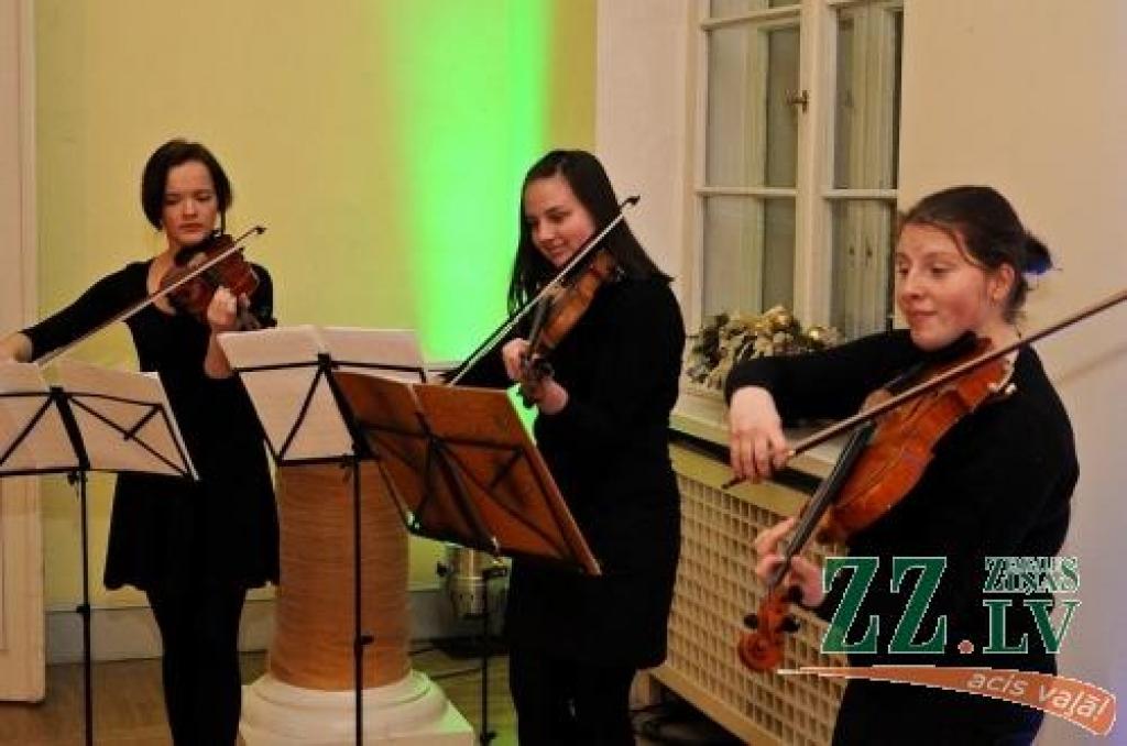 Autors: Ruslans Antropovs, www.rusantro.com