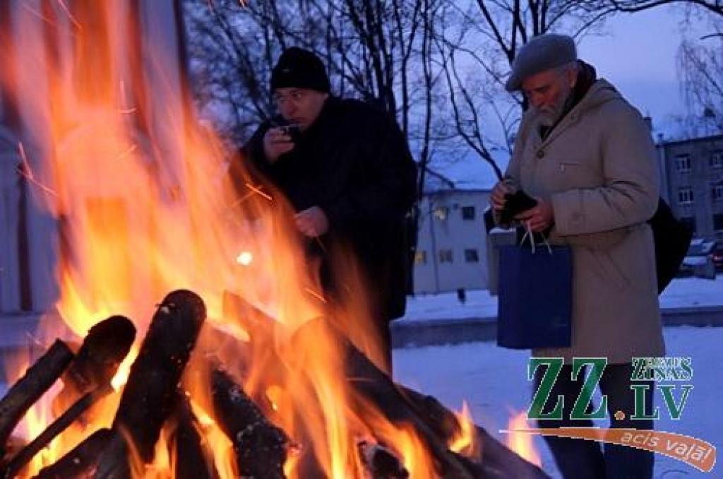 18.janvārī Jelgavas muzejā notika 1991.gada barikāžu atceres pasākums, kurā demonstrēta Zigurda Vidiņa filma «Tēvu barikādes».
Tāpat jelgavnieki pulcējās pie ugunskura un dalījās atmiņās par barikādēs pieredzēto.