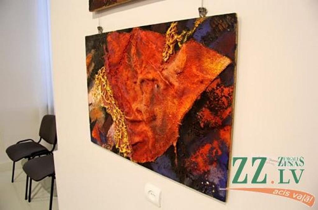 Bez lieka skaļuma kopš 5. janvāra Ģederta Eliasa Jelgavas Vēstures un mākslas muzejā skatāma Valerijana Dadžāna piemiņas izstāde. Bet 11. janvārī pulksten 15 visi tiek laipni aicināti uz māksliniekam veltītā izdevuma «Valerijans Dadžāns....
Autors: Agris Samcovs