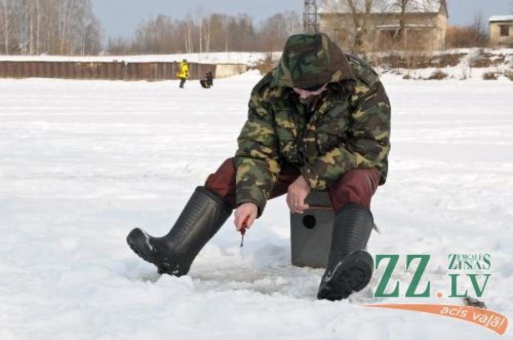 23.februārī vairāki desmiti copmaņu uz Lielupes ledus cīnījās par Jelgavas zemledus makšķerēšanas čempiona titulu. Uzvarētājs savā īpašumā ieguva 200 latu dāvanu karti, pie citām balvām tika arī citi sacensību dalībnieki.
