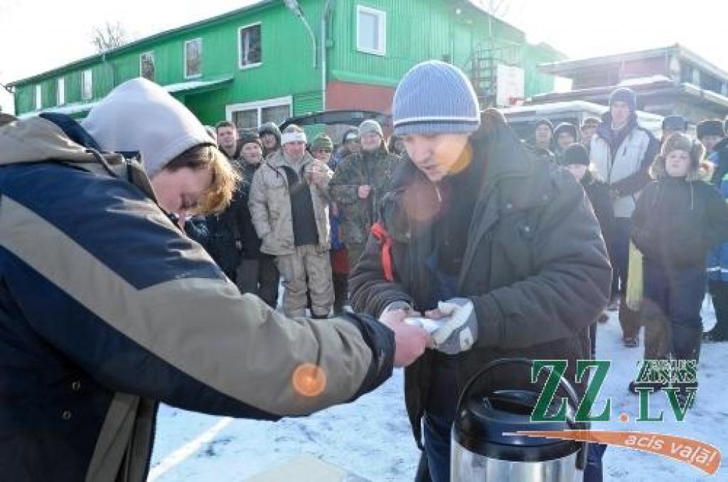 23.februārī vairāki desmiti copmaņu uz Lielupes ledus cīnījās par Jelgavas zemledus makšķerēšanas čempiona titulu. Uzvarētājs savā īpašumā ieguva 200 latu dāvanu karti, pie citām balvām tika arī citi sacensību dalībnieki.