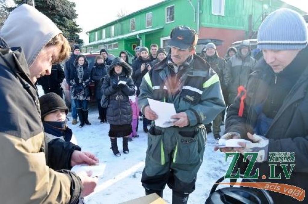 23.februārī vairāki desmiti copmaņu uz Lielupes ledus cīnījās par Jelgavas zemledus makšķerēšanas čempiona titulu. Uzvarētājs savā īpašumā ieguva 200 latu dāvanu karti, pie citām balvām tika arī citi sacensību dalībnieki.