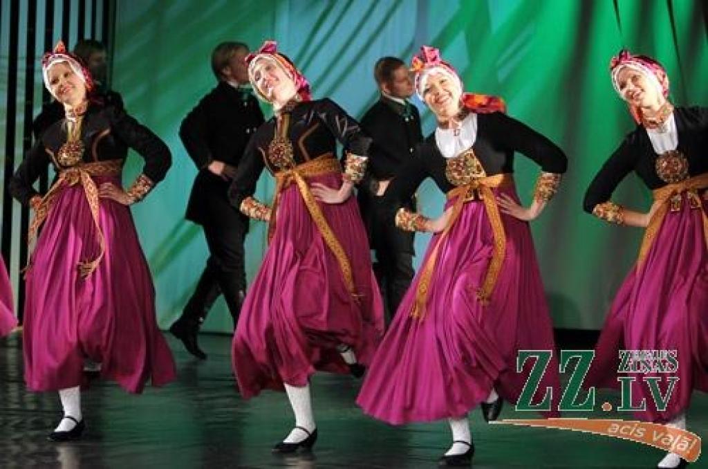 Ziemai ritot uz pavasara pusi, pašvaldības iestādes «Kultūra» Tautas deju ansamblis «Lielupe» jau vienpadsmito gadu rīko koncertu «Mēs mīlam dejā», kurā satiekas vairāki simti Latvijas labāko deju ansambļu dalībnieku. Tautas deju...