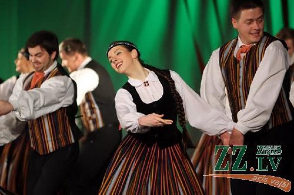 Ziemai ritot uz pavasara pusi, pašvaldības iestādes «Kultūra» Tautas deju ansamblis «Lielupe» jau vienpadsmito gadu rīko koncertu «Mēs mīlam dejā», kurā satiekas vairāki simti Latvijas labāko deju ansambļu dalībnieku. Tautas deju...