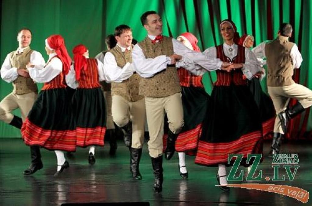 Ziemai ritot uz pavasara pusi, pašvaldības iestādes «Kultūra» Tautas deju ansamblis «Lielupe» jau vienpadsmito gadu rīko koncertu «Mēs mīlam dejā», kurā satiekas vairāki simti Latvijas labāko deju ansambļu dalībnieku. Tautas deju...