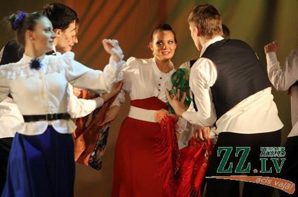 Ziemai ritot uz pavasara pusi, pašvaldības iestādes «Kultūra» Tautas deju ansamblis «Lielupe» jau vienpadsmito gadu rīko koncertu «Mēs mīlam dejā», kurā satiekas vairāki simti Latvijas labāko deju ansambļu dalībnieku. Tautas deju...