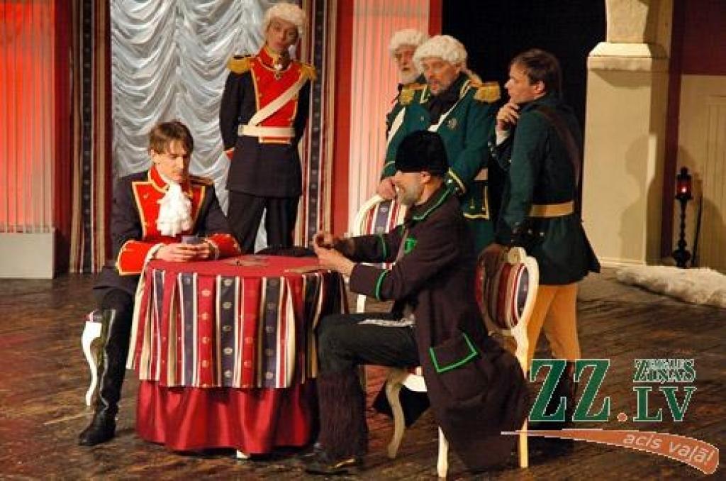 Dailes teātrī 6.aprīlī un 7.aprīlī noticis Latvijas amatierteātru iestudējumu skates «Gada izrāde 2012» fināls, kurā par uzvaru cīnījās desmit iestudējumi no dažādiem Latvijas reģioniem. Ar Mārtiņa Zīverta lugu «Minhauzena precības» skates...