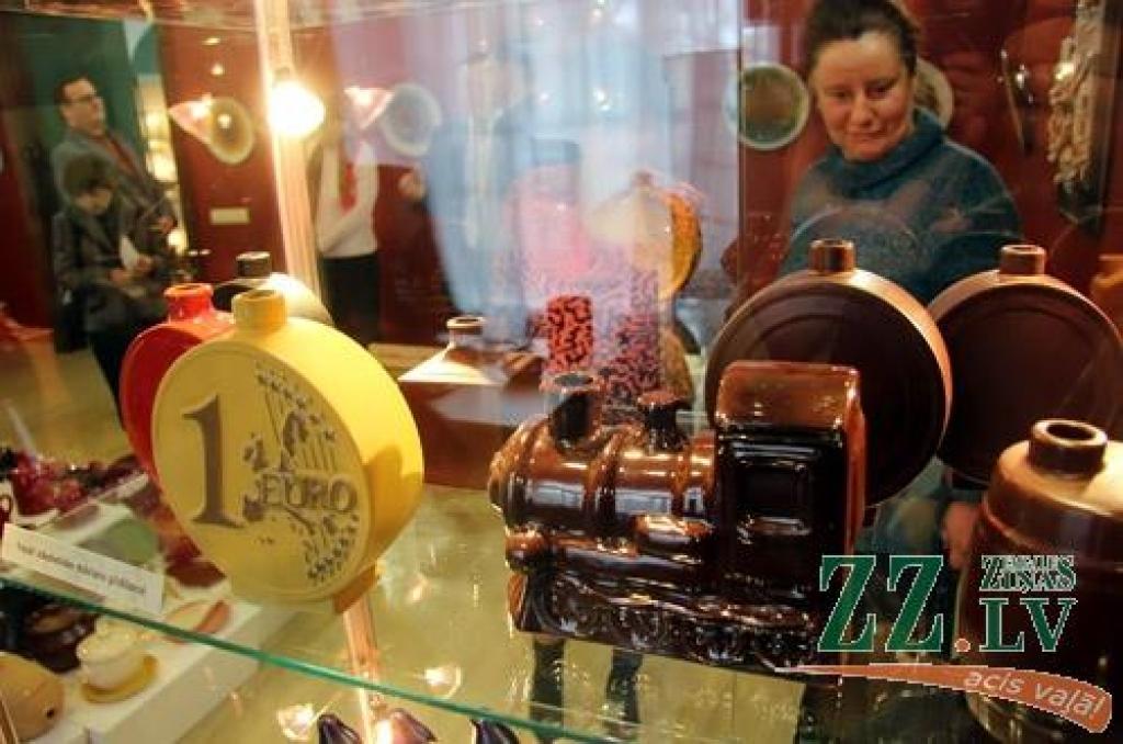 Izstāde «Māla brīnumainās pārvērtības 50 gados» veltīta lielākajam keramikas izstrādājumu ražotājam Baltijas valstīs SIA «Keramika LV», tajā līdz 26.maijam aplūkojami darinājumi no uzņēmuma pirmsākumiem līdz mūsdienām.
Kādreiz saukts par...
Autors: Agris Samcovs