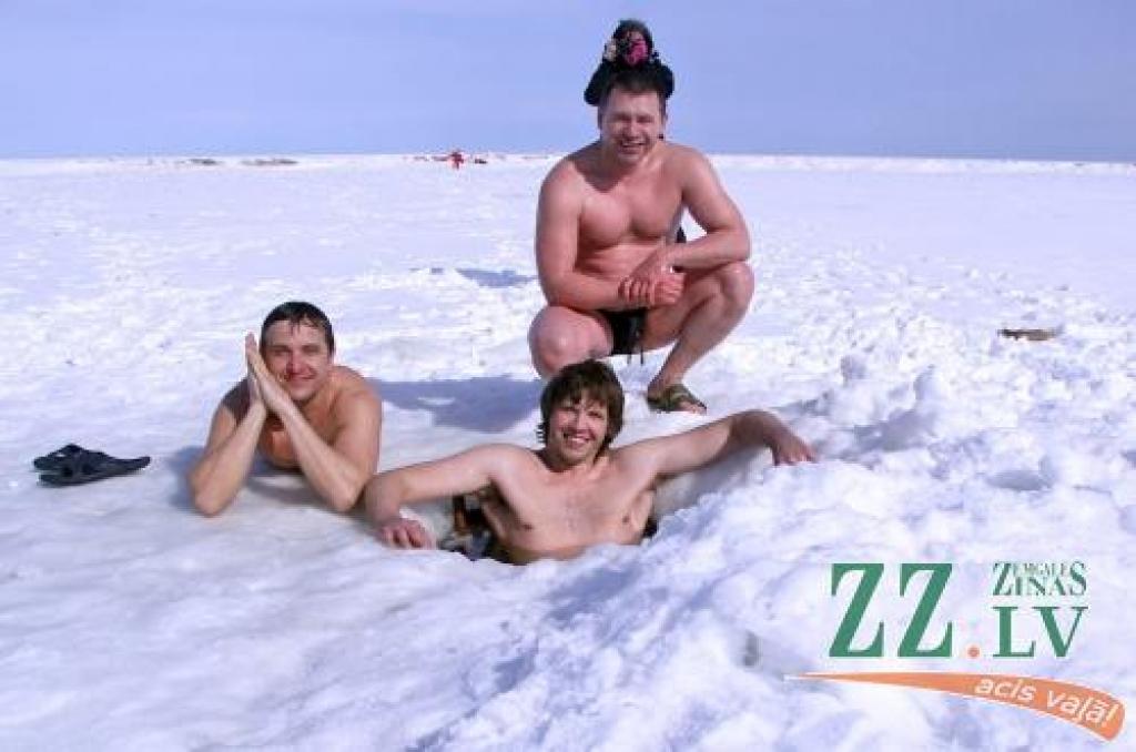 7.aprīlis ir Pasaules veselības diena. Par godu tai Bulduros notikusi ziemas peldētāju 37.sezonas noslēguma skate, kurā piedalījušies arī Jelgavas «roņi».