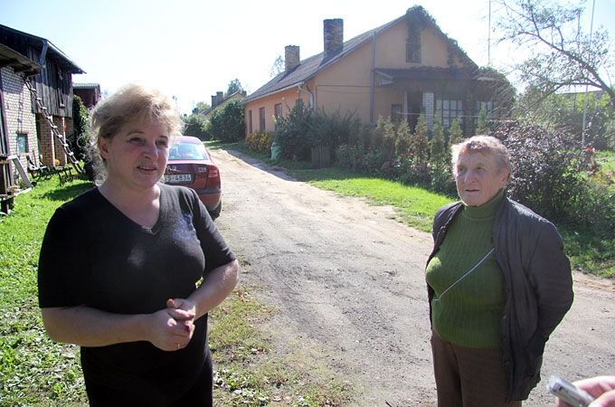 Birutas Kevišas meitai Inesei Kulbergai Mazdunči ir mīļa vieta, kur viņa ir izaugusi. Ģimene spriež, ka varētu šo māju privatizēt.
