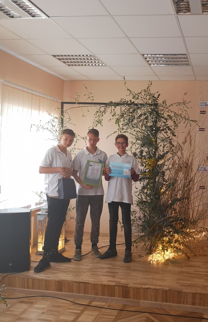 Jelgavas Tehnoloģiju vidusskolas 7. b. klase, 3.vieta