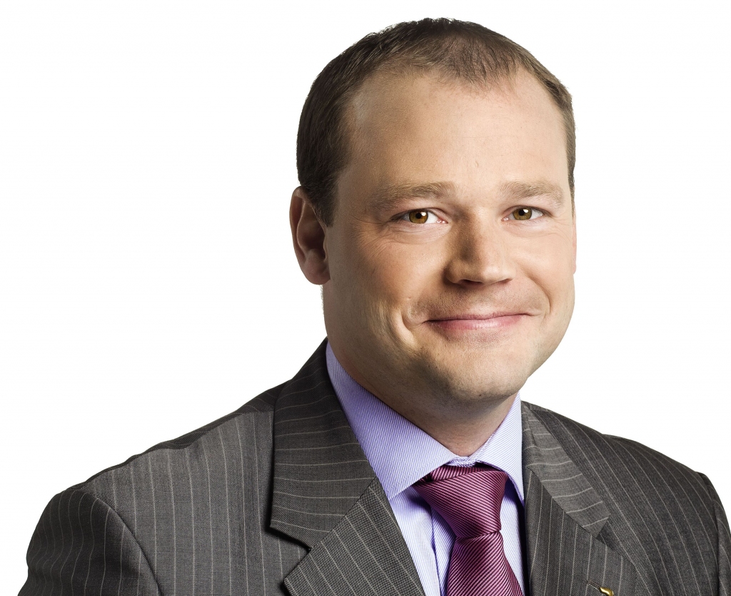 Arto Āss, kas vadīja teritoriālo reformu kā valsts pārvaldes ministrs, ir apmierināts ar sasniegto, tomēr uzskata, ka apvienošanās process nākotnē turpināsies; Publicitātes foto
