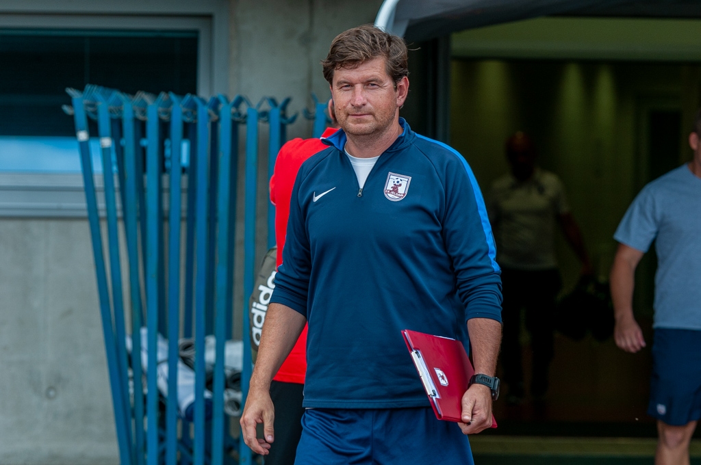 FK "Jelgava" vārtsargu treneris Sergejs Diguļovs