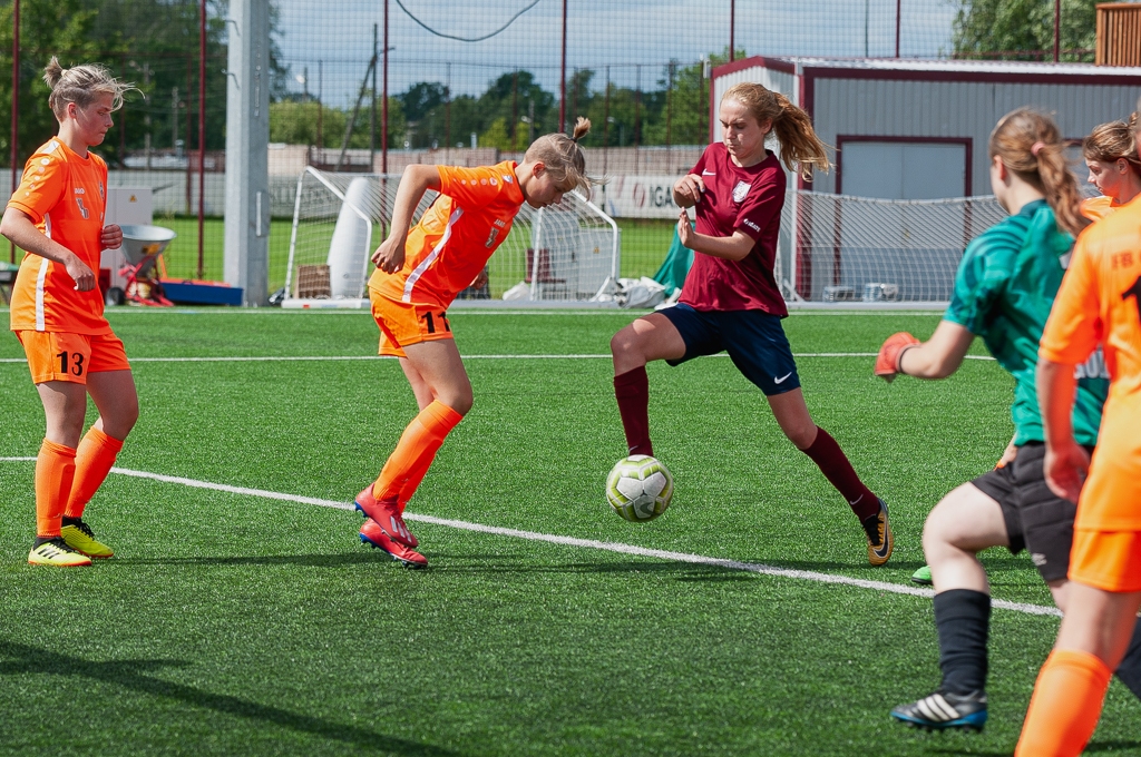 FK "Jelgava" futboliste Santa Baltause pirms uzvaras vārtu gūšanas | Foto: Ruslans Antropovs 