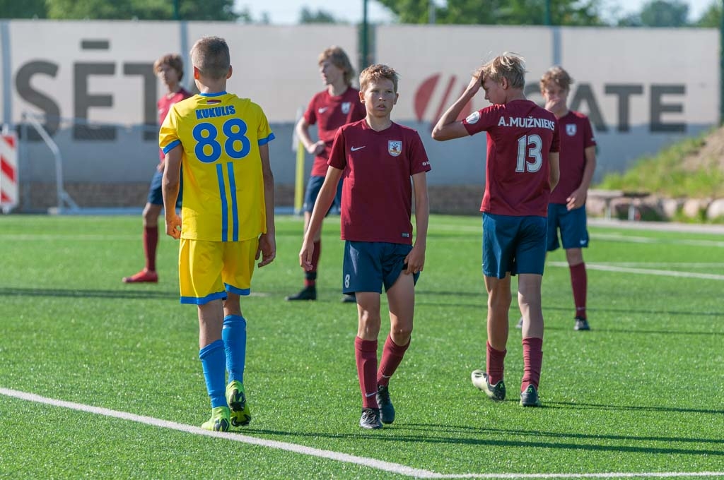 Latvijas jaunatnes futbola čempionāta U-14 Elites grupas spēle starp FS “Jelgava” un FK “Spartaks” / SK “Super Nova” 2020. gada 18. jūlijā

