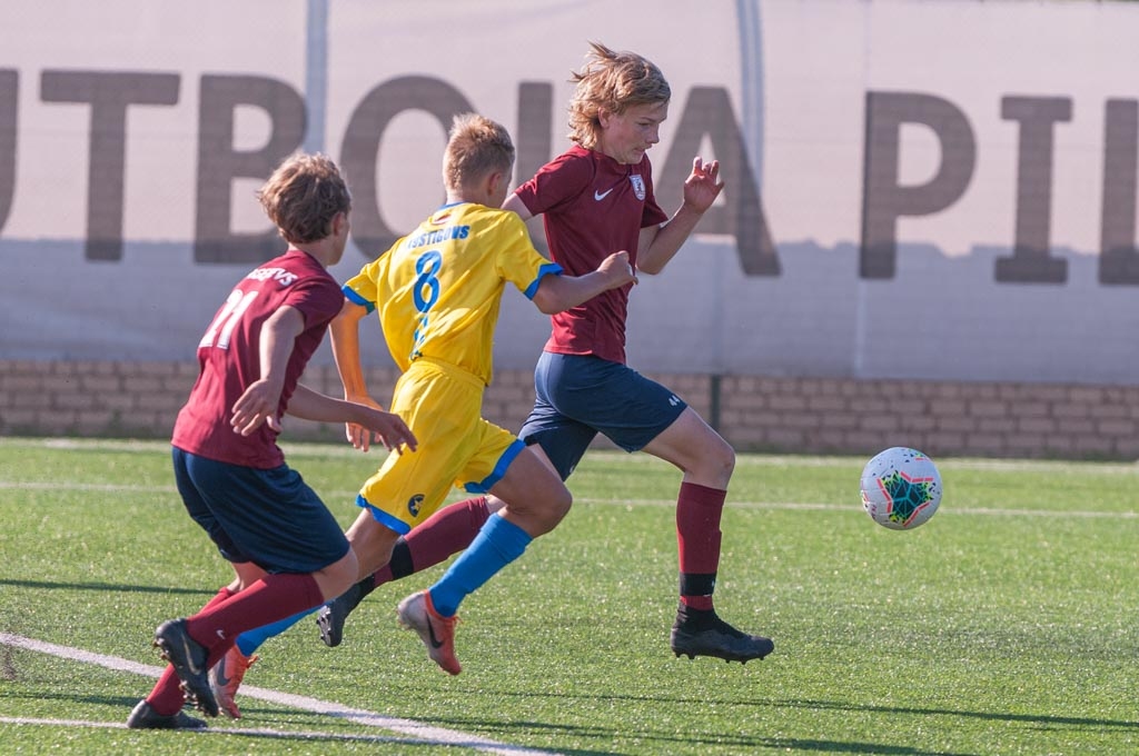 Latvijas jaunatnes futbola čempionāta U-14 Elites grupas spēle starp FS “Jelgava” un FK “Spartaks” / SK “Super Nova” 2020. gada 18. jūlijā

