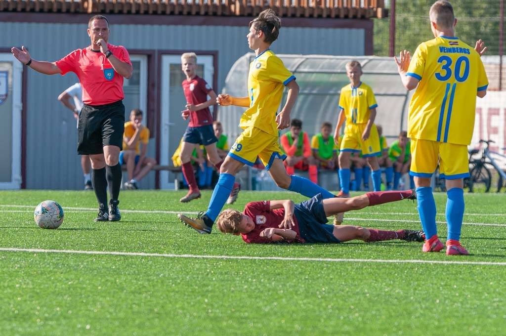 Latvijas jaunatnes futbola čempionāta U-14 Elites grupas spēle starp FS “Jelgava” un FK “Spartaks” / SK “Super Nova” 2020. gada 18. jūlijā

