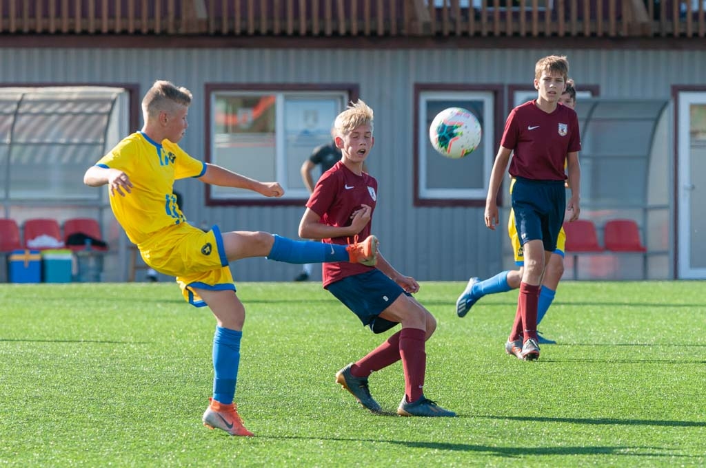 Latvijas jaunatnes futbola čempionāta U-14 Elites grupas spēle starp FS “Jelgava” un FK “Spartaks” / SK “Super Nova” 2020. gada 18. jūlijā

