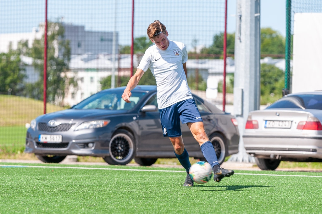 Jaunatnes čempionāta futbolā meistarības grupas U-18 vecuma jauniešu otrās kārtas spēle starp FS “Jelgava” un Jēkabpils SS komandām 2020. gada 15. jūlijā