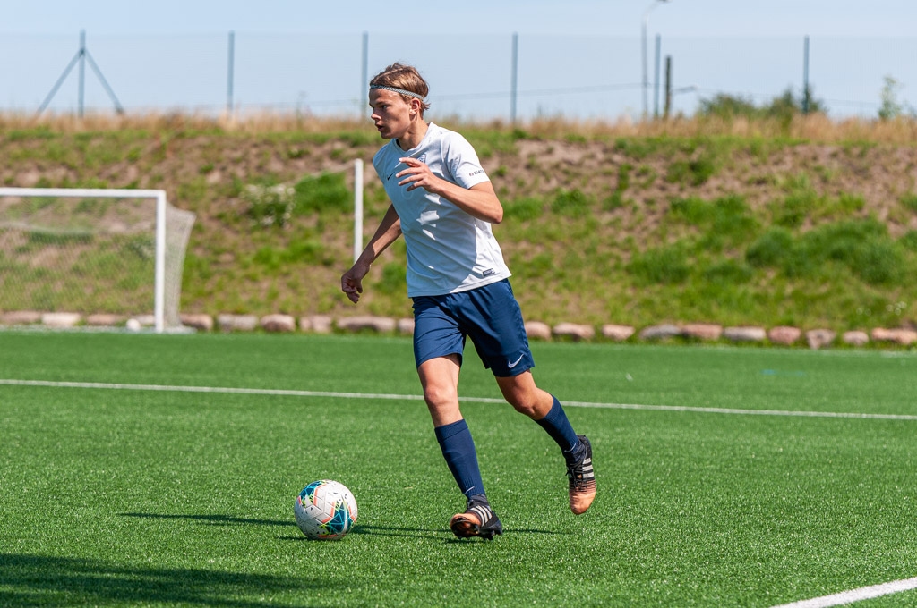 Jaunatnes čempionāta futbolā meistarības grupas U-18 vecuma jauniešu otrās kārtas spēle starp FS “Jelgava” un Jēkabpils SS komandām 2020. gada 15. jūlijā