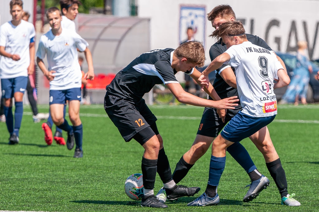 Jaunatnes čempionāta futbolā meistarības grupas U-18 vecuma jauniešu otrās kārtas spēle starp FS “Jelgava” un Jēkabpils SS komandām 2020. gada 15. jūlijā
