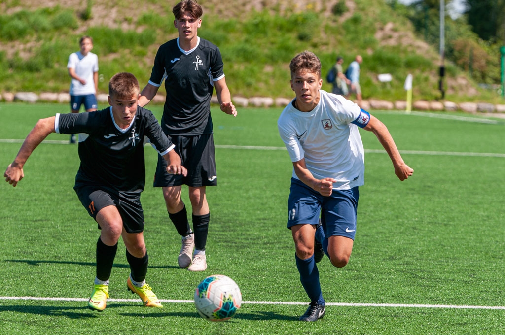 Jaunatnes čempionāta futbolā meistarības grupas U-18 vecuma jauniešu otrās kārtas spēle starp FS “Jelgava” un Jēkabpils SS komandām 2020. gada 15. jūlijā