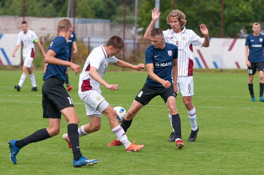 Latvijas U-17 futbola izlases un FS "Jelgava" U-18 pārbaudes spēle