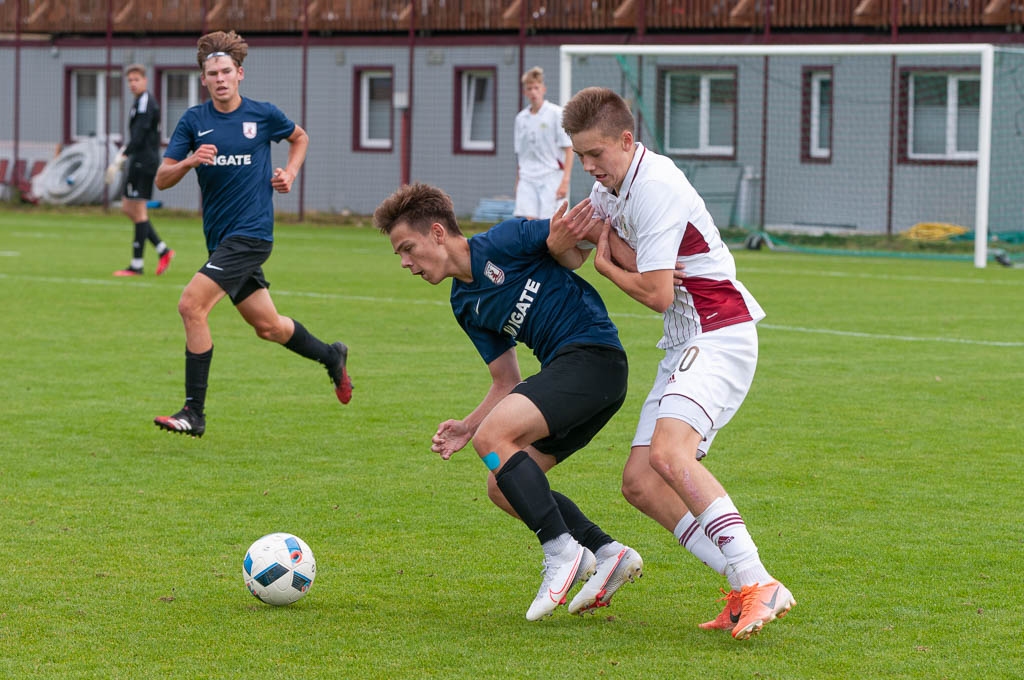 Latvijas U-17 futbola izlases un FS "Jelgava" U-18 pārbaudes spēle